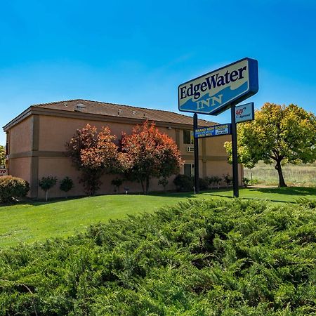 Edge Water Inn Reedley Экстерьер фото